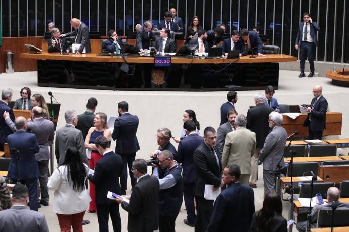 Câmara aprova projeto que reformula o seguro rural