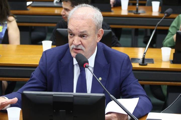 Comissão aprova direito de escolha do idoso na contratação de crédito