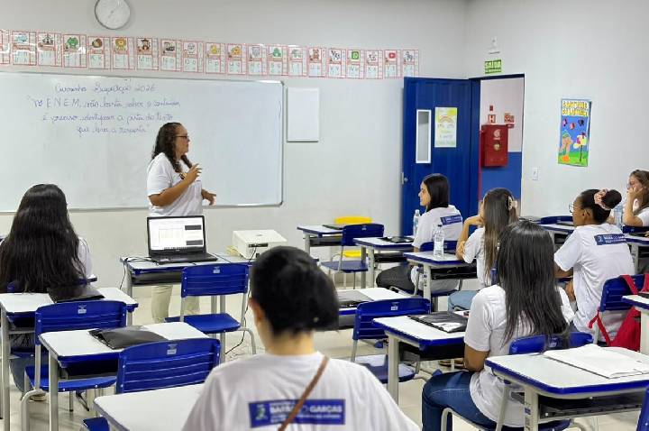 ENEM 2026: “Ter um cursinho próprio na cidade e poder participar gratuitamente é maravilhoso”, diz aluna do SuperAção