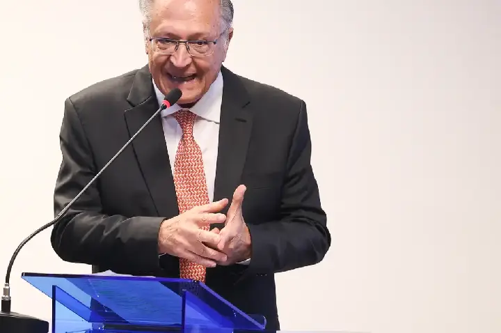 Governo vai defender retomada de obras da Transordestina junto ao TCU
