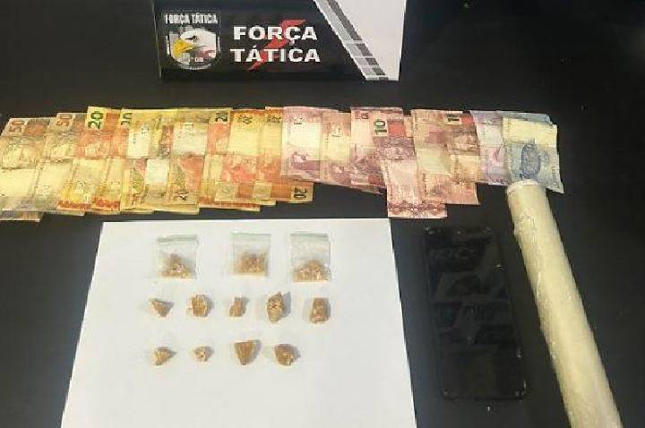 Mulher é presa com 12 porções de pasta base de cocaína em Barra do Garças
