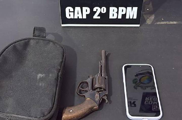 Polícia Militar prende homem e apreende arma de fogo em Barra do Garças