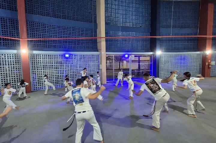 Projeto de capoeira retoma atividades na Arena do Porto do Baé e amplia atendimento gratuito em Barra do Garças