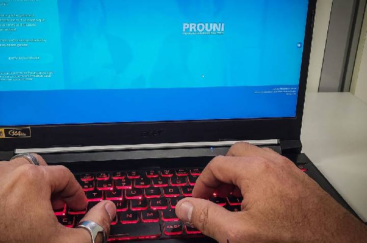 Prouni: candidatos têm até amanhã para registro na lista de espera