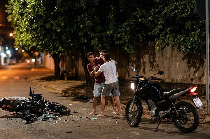 VEJA VÍDEO: Confusão entre motoqueiros acaba em agressão em Barra do Garças