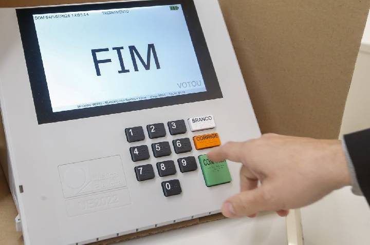 Voto em candidato irregular pode ser anulado, mesmo com nome na urna