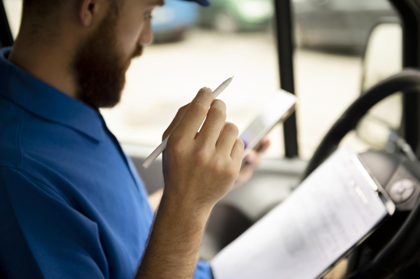 Detran-MT alerta para sites falsos que aplicam golpes com pagamento de licenciamento via PIX