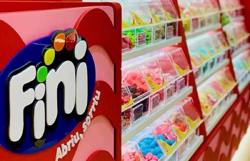 Fini inaugura novo quiosque no Barra Center Shopping neste sábado (28)