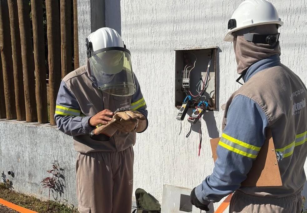 Pousada é alvo de operação por desvio de energia elétrica em Aragarças