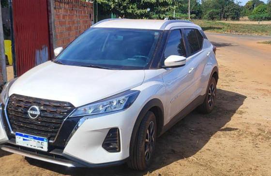 Trio é preso por receptação e tráfico após veículo furtado ser localizado em Nova Xavantina