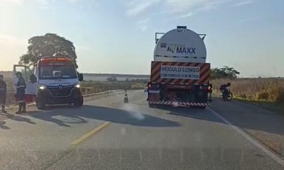 Colisão frontal na BR-070, entre Ponte Alta e Montes Claros de Goiás, deixa duas pessoas mortas