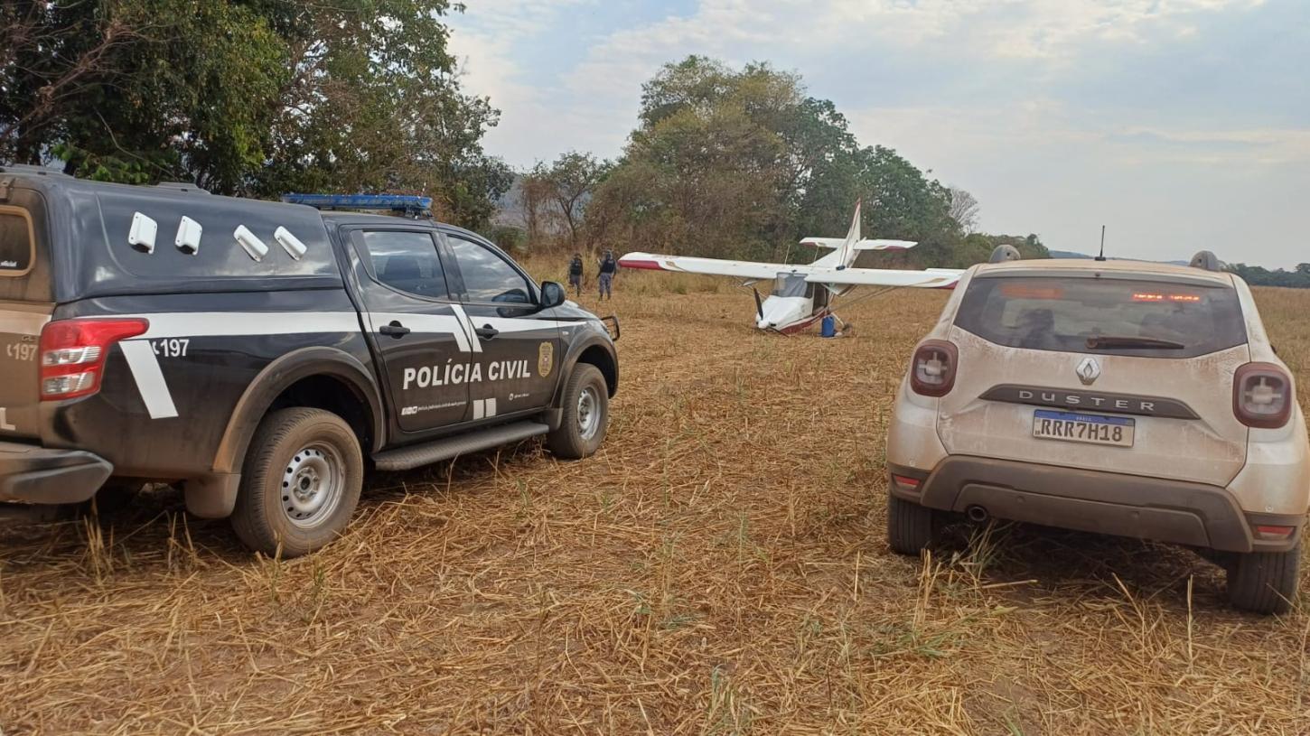 Avião carregado com cocaína faz pouso forçado em fazenda de Barra do Garças