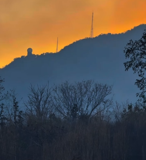 Prefeitura decreta estado de emergência em Barra do Garças por causa das queimadas na Serra Azul