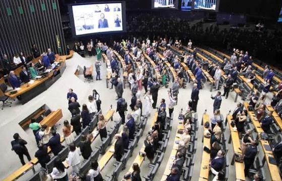 Câmara deve votar urgência de projeto de Jayme Campos que amplia benefícios aos MEIs