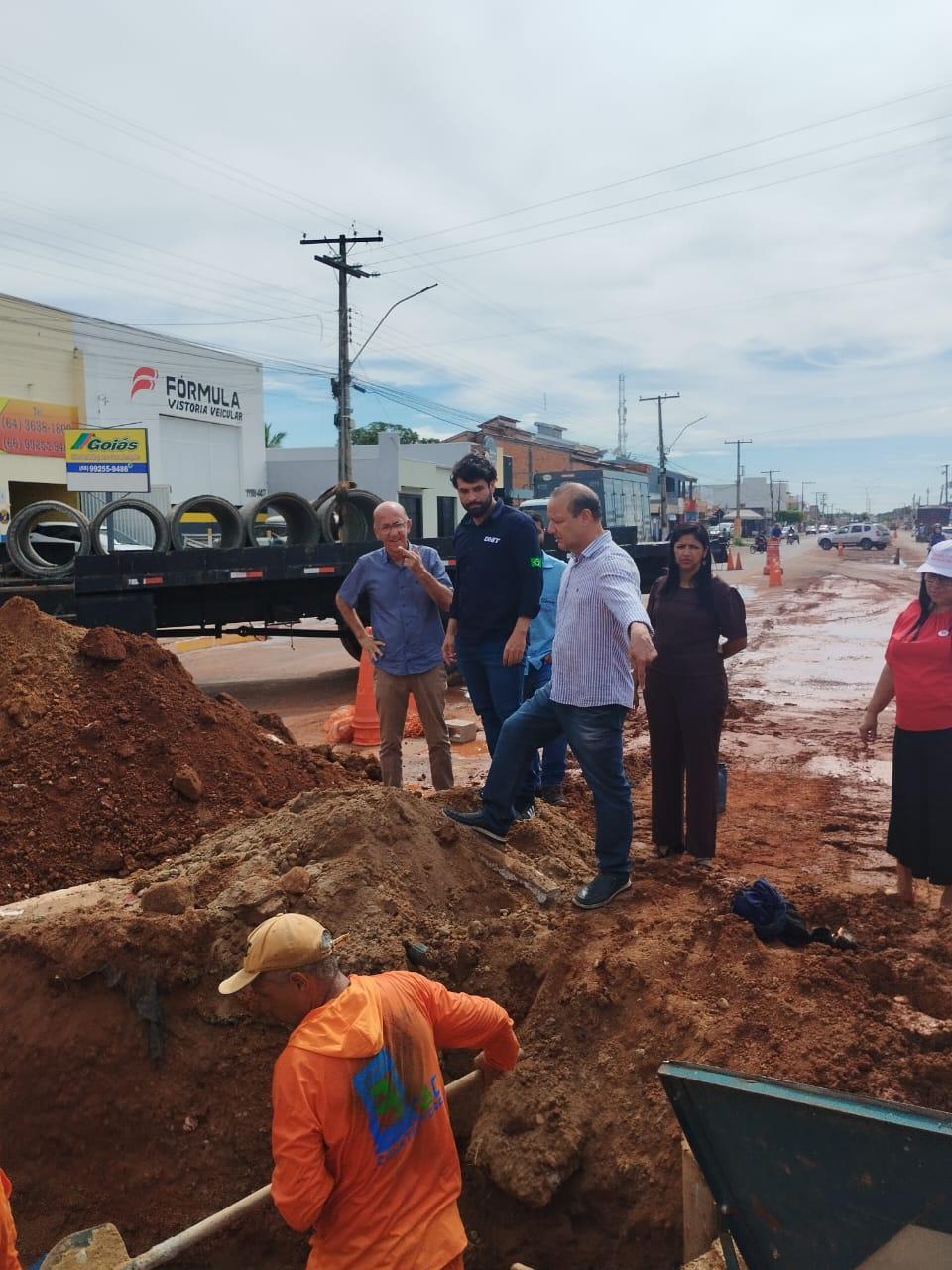 Deputado federal Rubens Otoni visita obras federais em Aragarças; investimentos somam mais de R$ 200 milhões