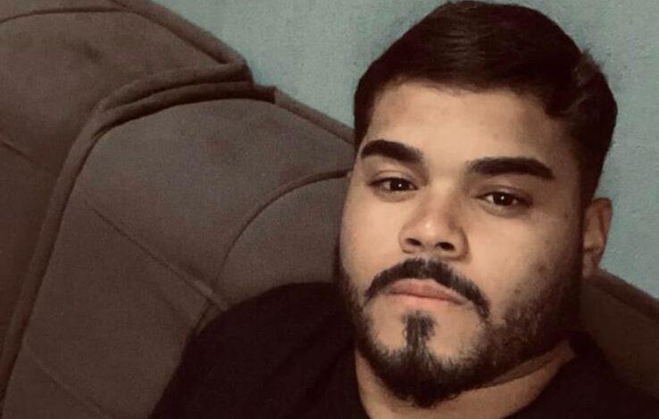 Jovem é morto a tiros em sorveteria na região central de Barra do Garças