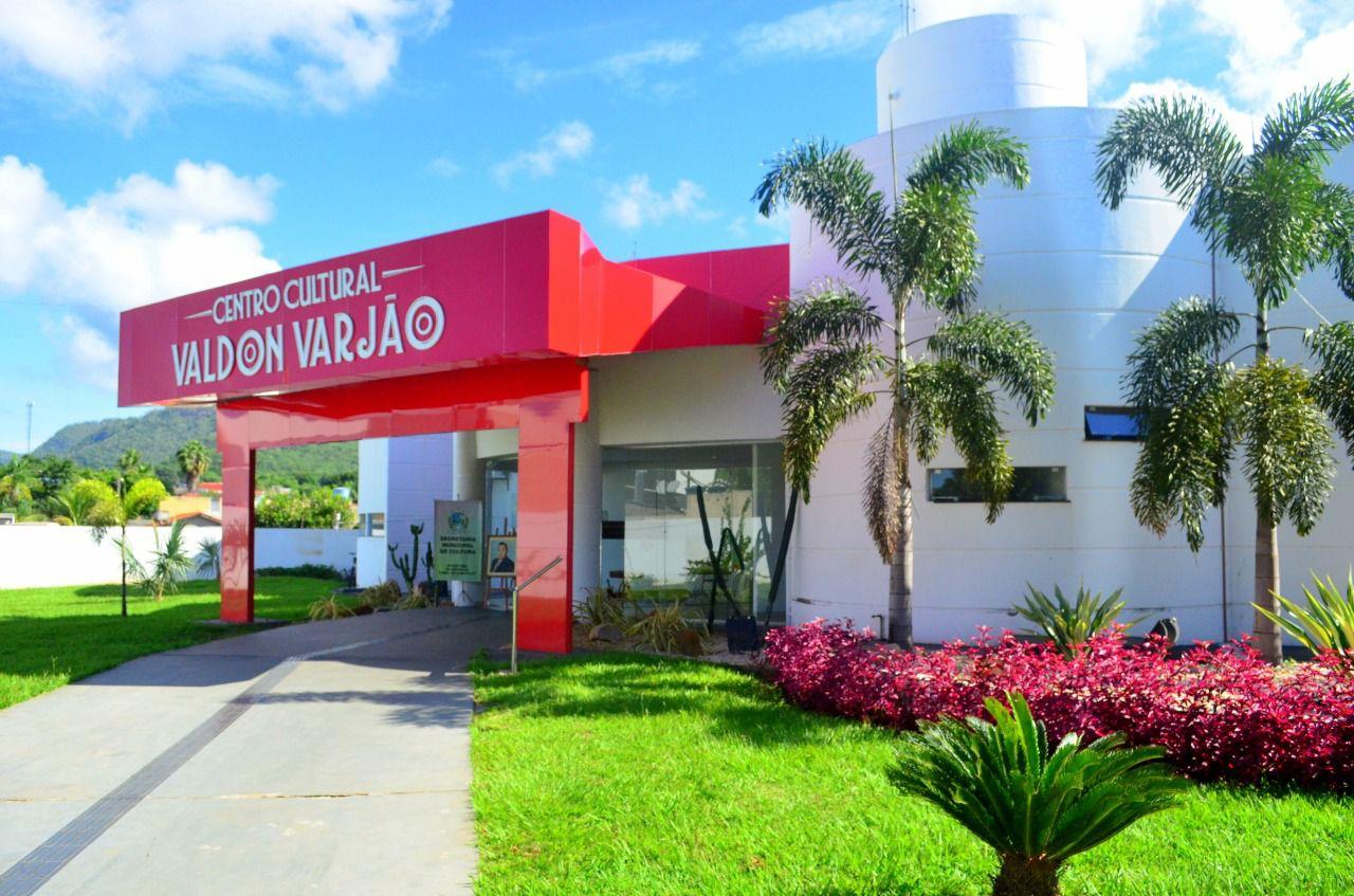 Coletivo Barra em Cena promove oficina sobre cena contemporânea em Barra do Garças