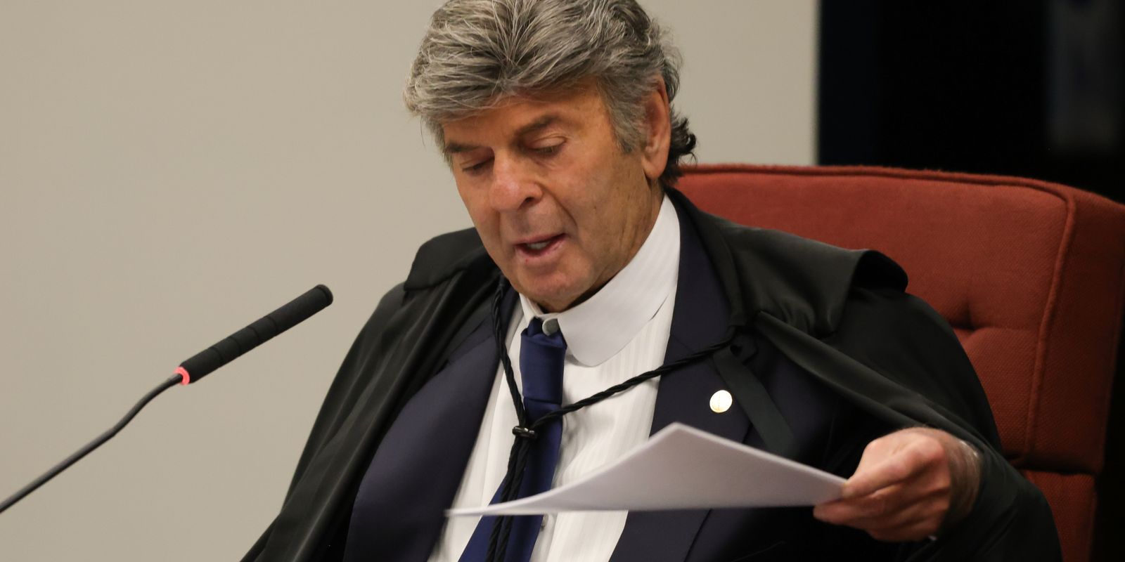 Pedido de destaque de Fux adia julgamento sobre privatização da Sabesp