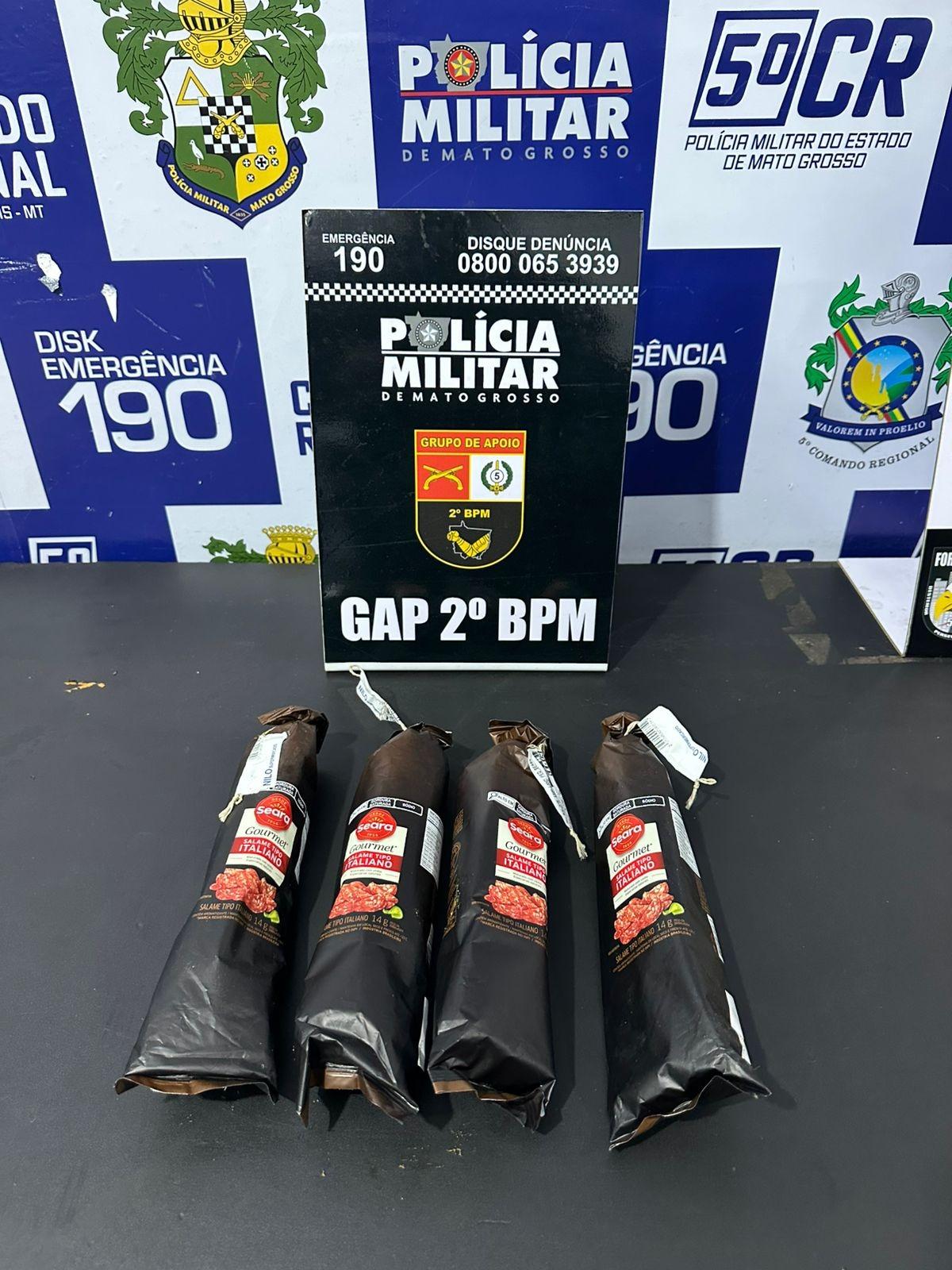 Polícia recupera salames furtados e conduz suspeito para a Delegacia