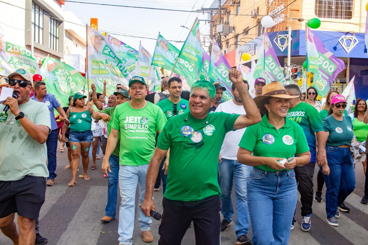 Adelcino percorre Centro de Barra do Garças e reforça defesa por representatividade da Grande Barra