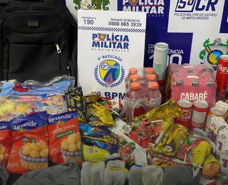 Adolescentes são conduzidos pela PM após furto em clube de Barra do Garças