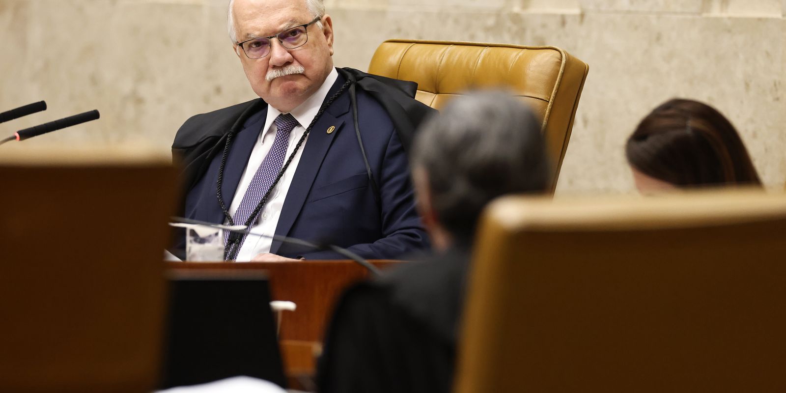 Ex-ministros e sociedade civil divulgam carta em apoio a Fachin 