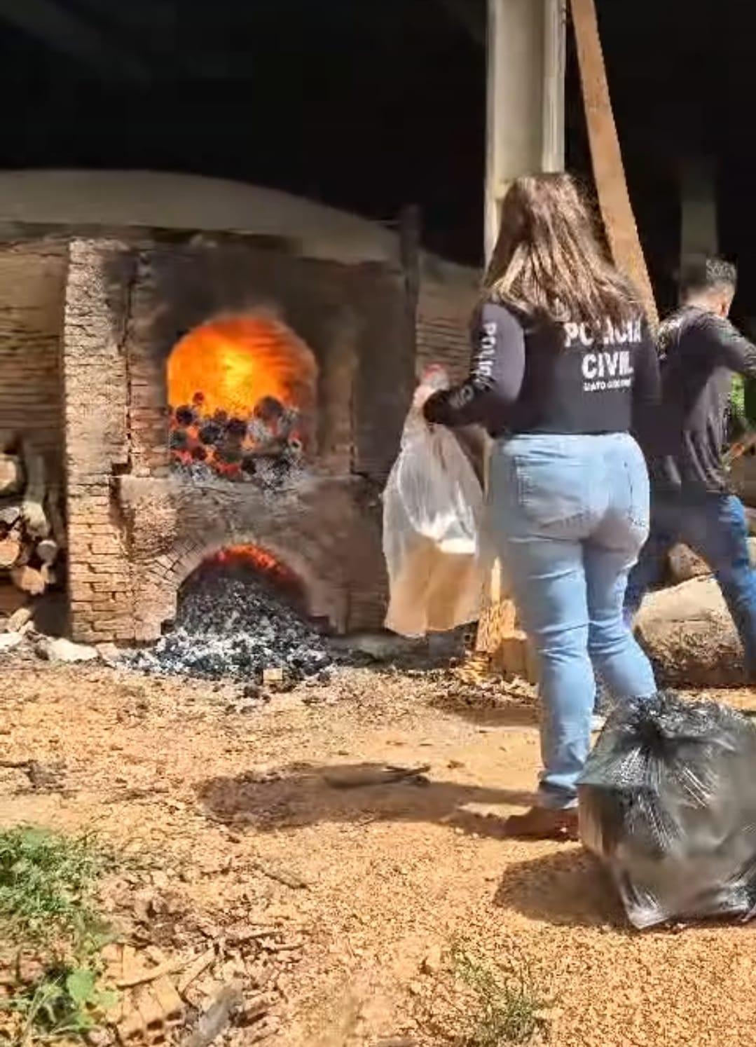 Polícia Civil incinera 23 quilos de drogas em Barra do Garças